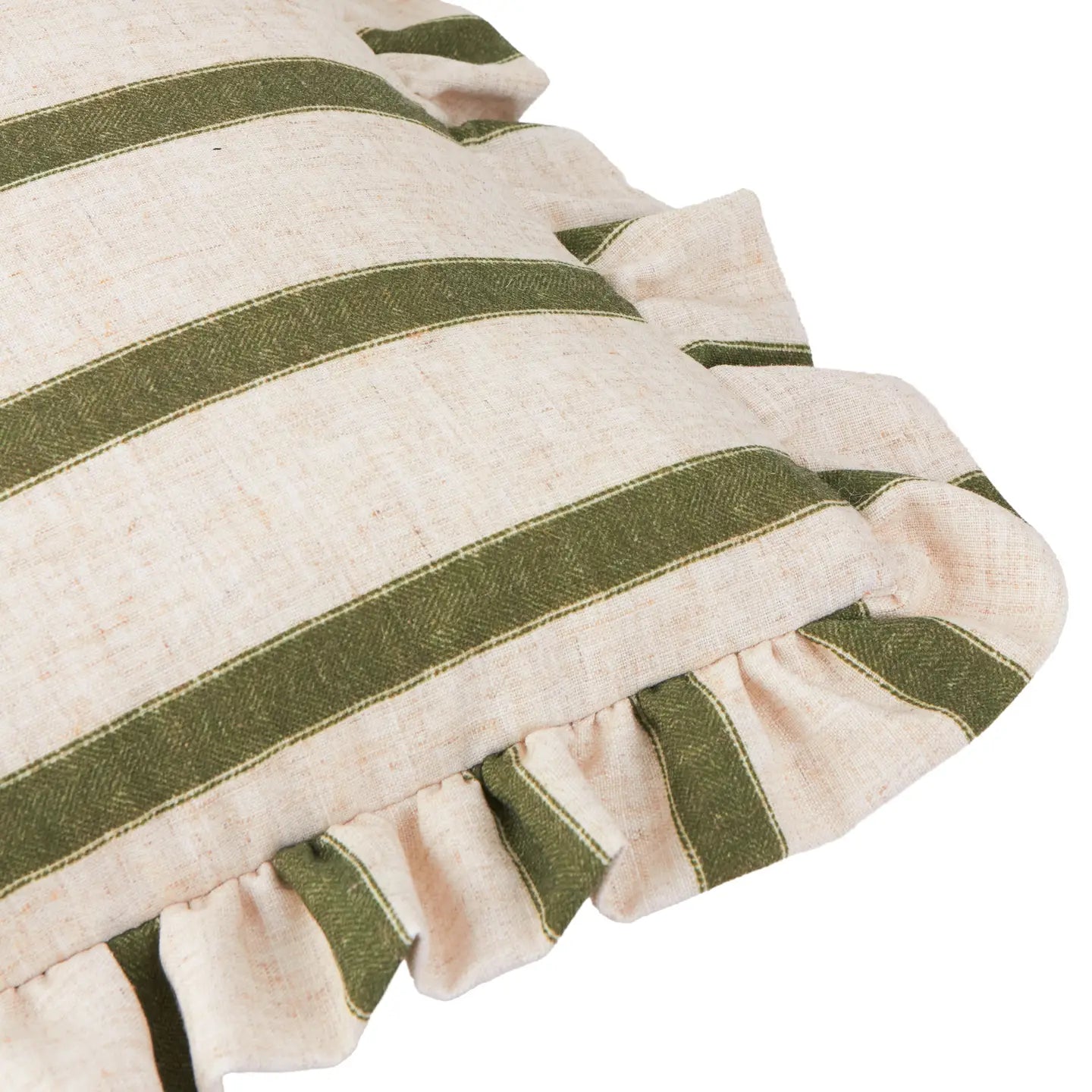 Connie pyntepute grønn med striper og volangkant – 45 x 45 cm