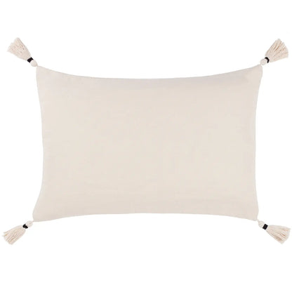 Caliche pyntepute med vevd mønster og dusker – 40 x 60 cm