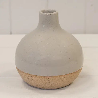Vase i glasert keramikk – taupe