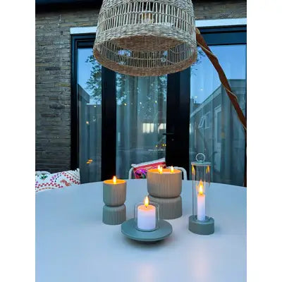 LED Utelys med 3D-Flamme – Olivengrønn – 14 cm